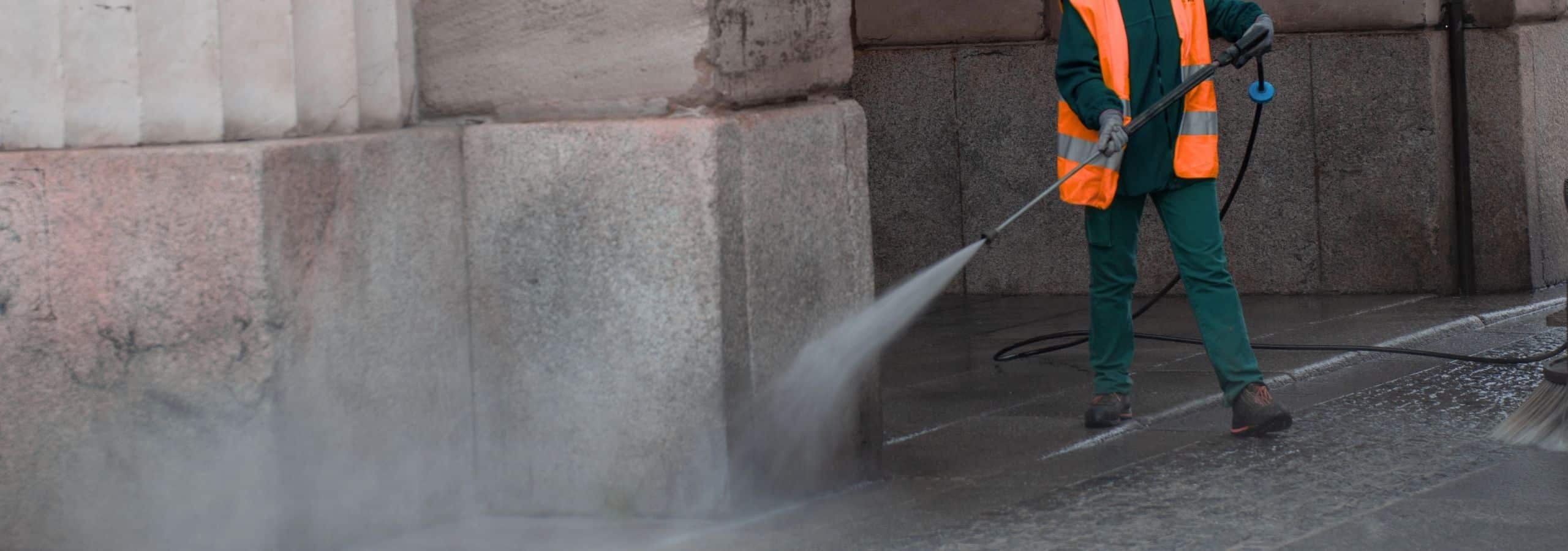 RDV Plus Groningen gevel schoonmaken