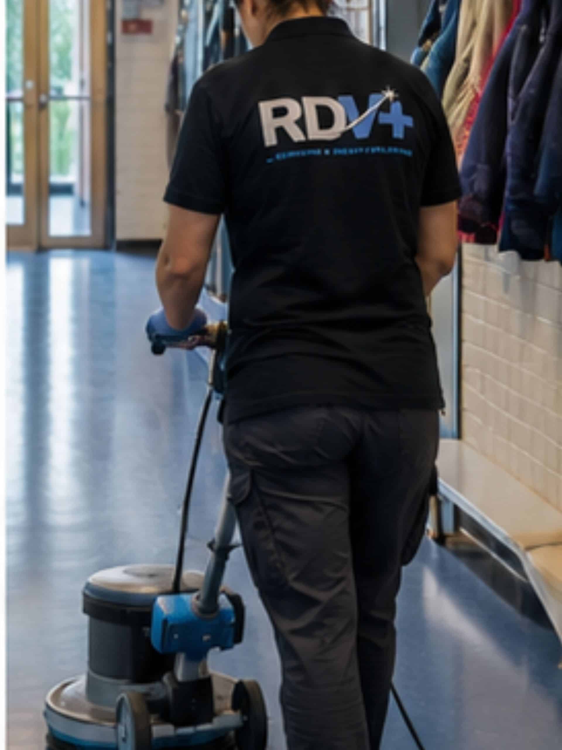 RDV Plus onderwijs reiniging gang van school